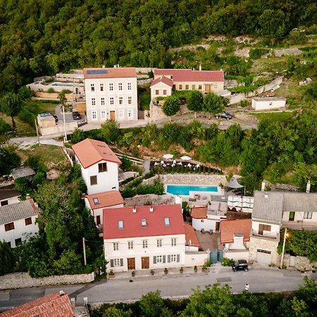 부티크 호스텔 말리 파리즈 Grižane 외부 사진